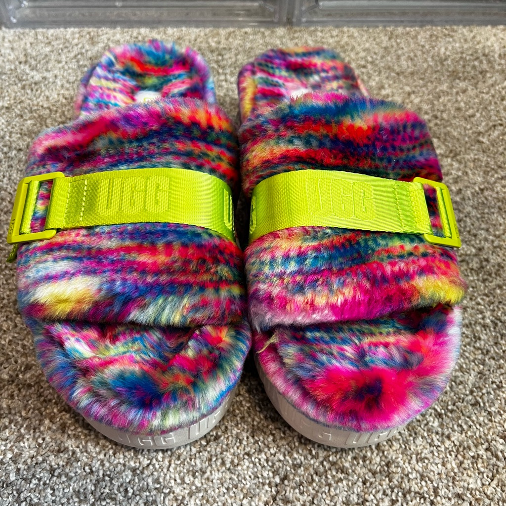 Ugg Platform Slides.